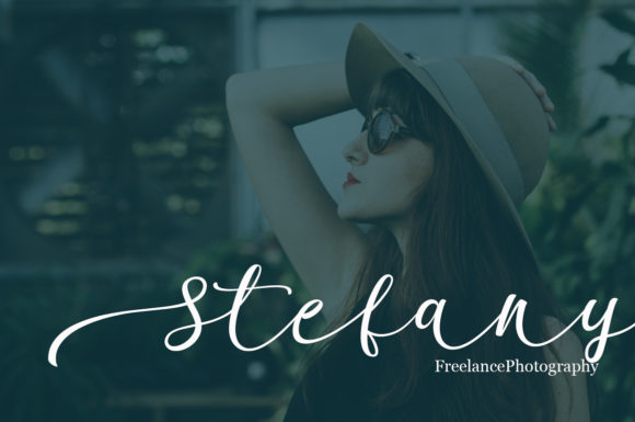 Garnita Script Font - Featured Image