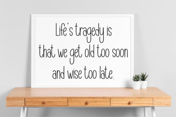 Momories Font - Featured Image