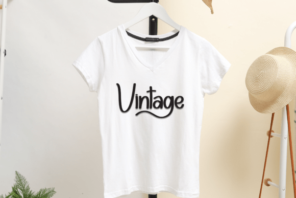 Pinkytoe Font - Featured Image